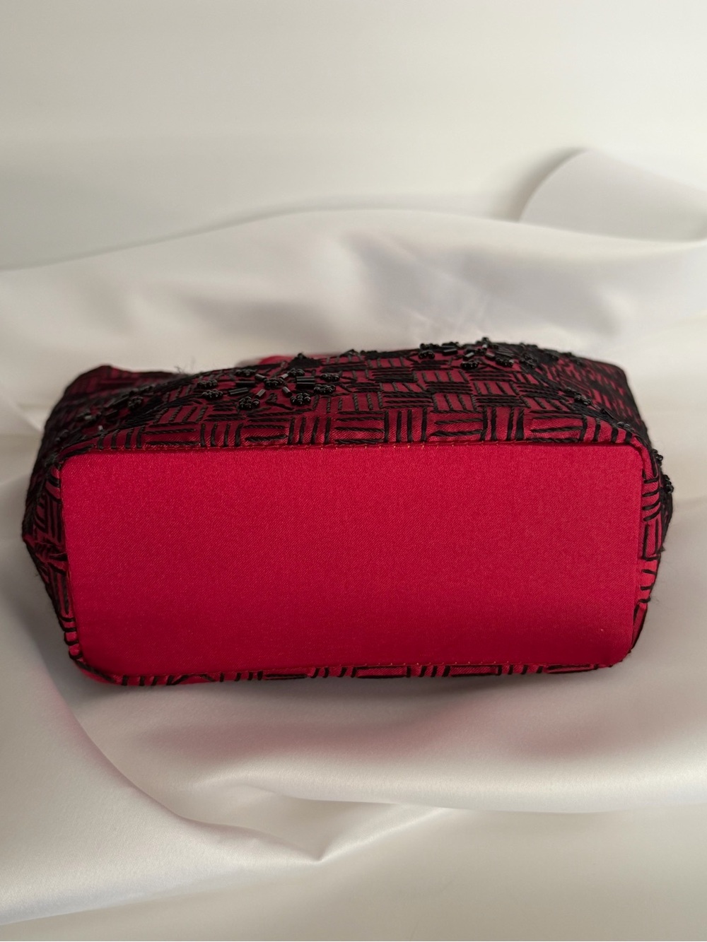 Torba Red Embroidered Satchel Handbag Wooden Ring Handles Floral Beaded Purse - Picture 5 of 8
